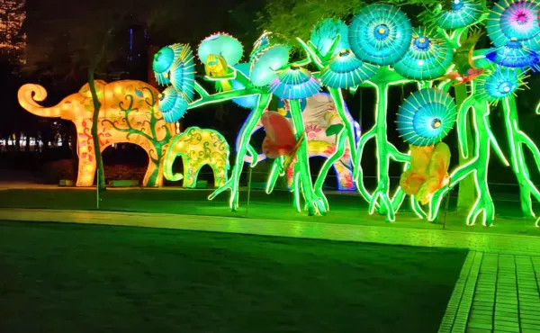 Glow Garden and Dinosaur Park
